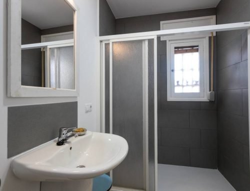 Bathroom lobby